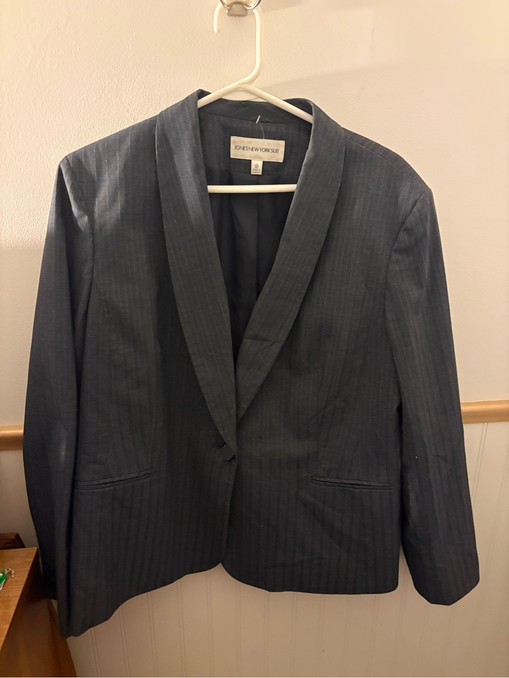 Jones New York Suit Women’s Size 18 Charcoal Pinstripe Blazer
